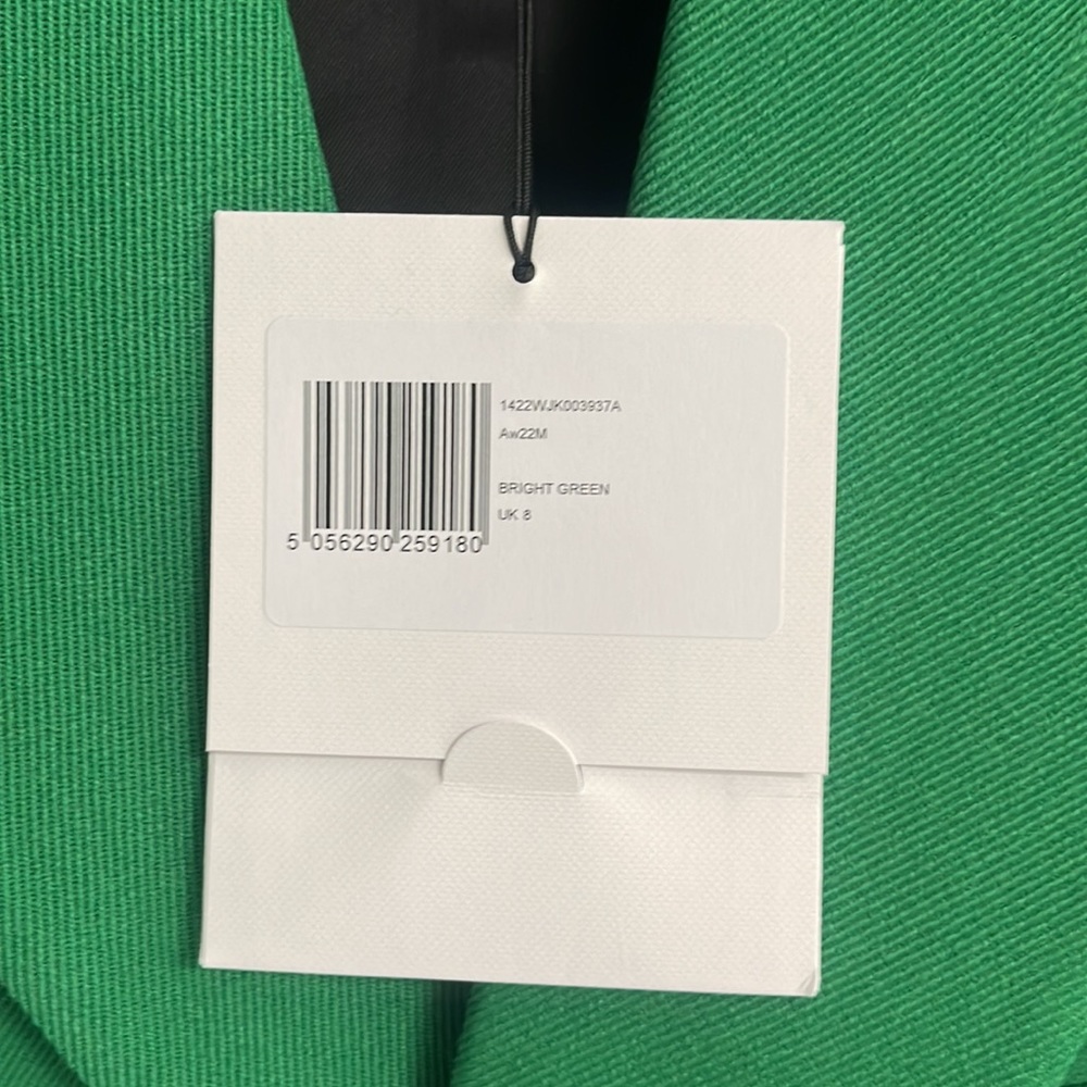 Victoria Beckham. ❤️
Single-Breasted Blazer. ‼️ - Picture 11 of 13